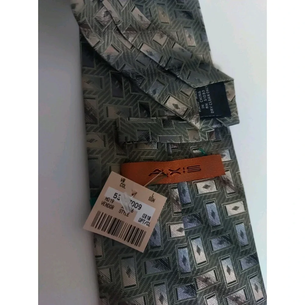 Axis‎ Men Multicolor Pattern Silk Hand Made 57
